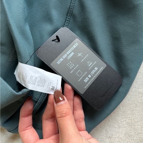 Fabletics Mesh Leggings - Picture 4 of 8